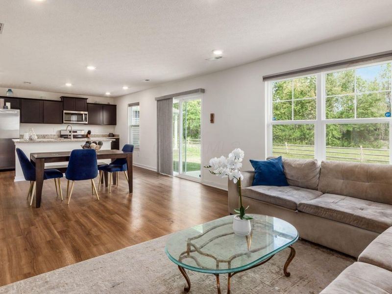 3816 Miltonsburg Drive, Grove City, OH 43123 Photo 4