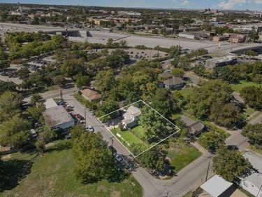 819 Viola Street, Dallas, TX 75203