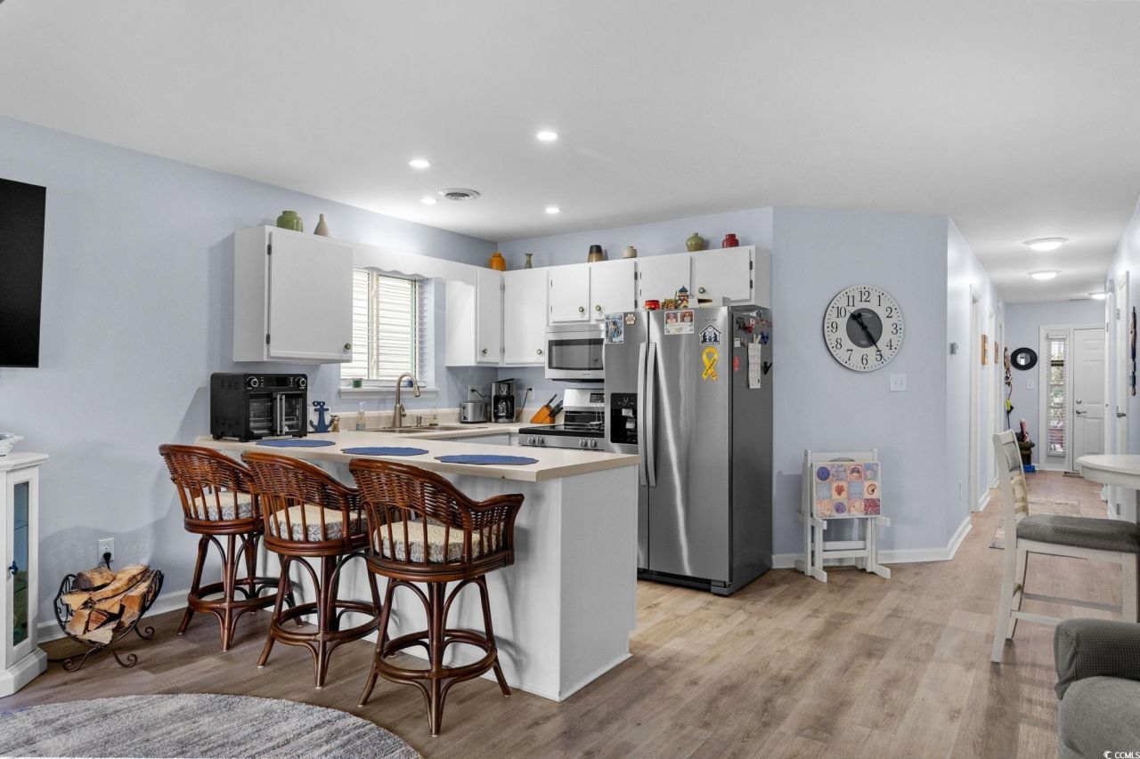 1880 Auburn Ln. Photo 10