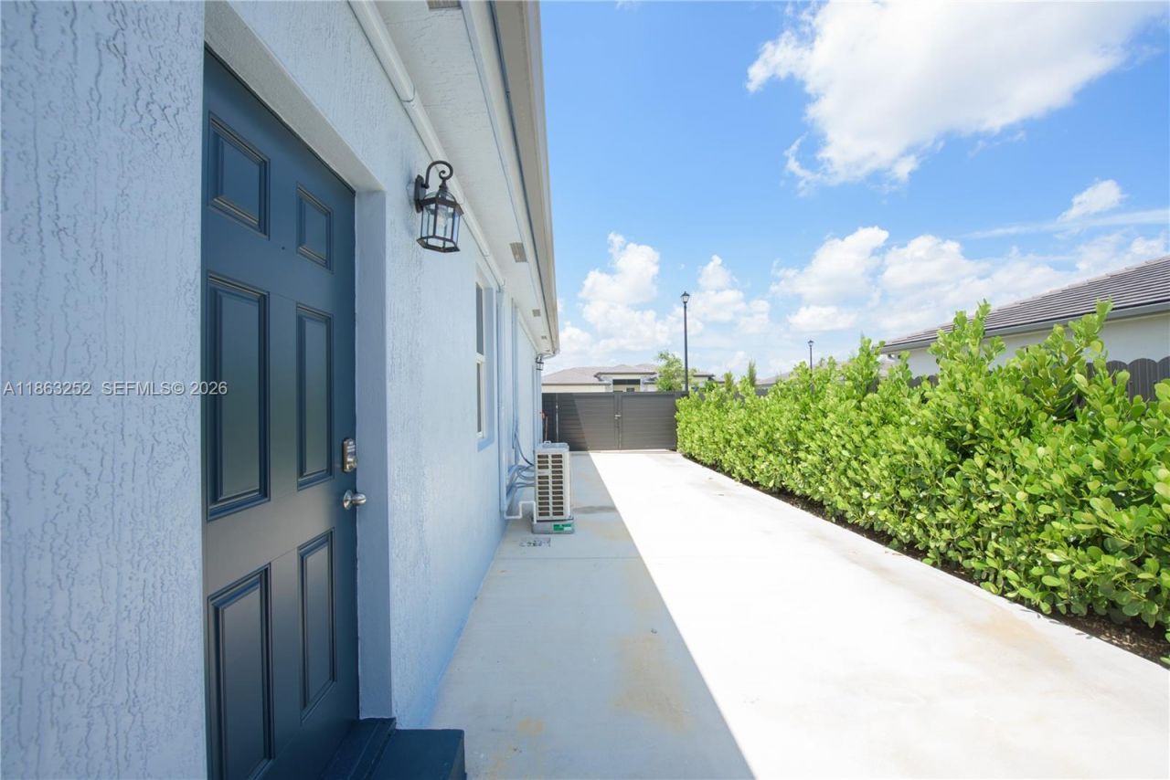 29081 SW 168th Ct, Homestead, FL 33030 Photo