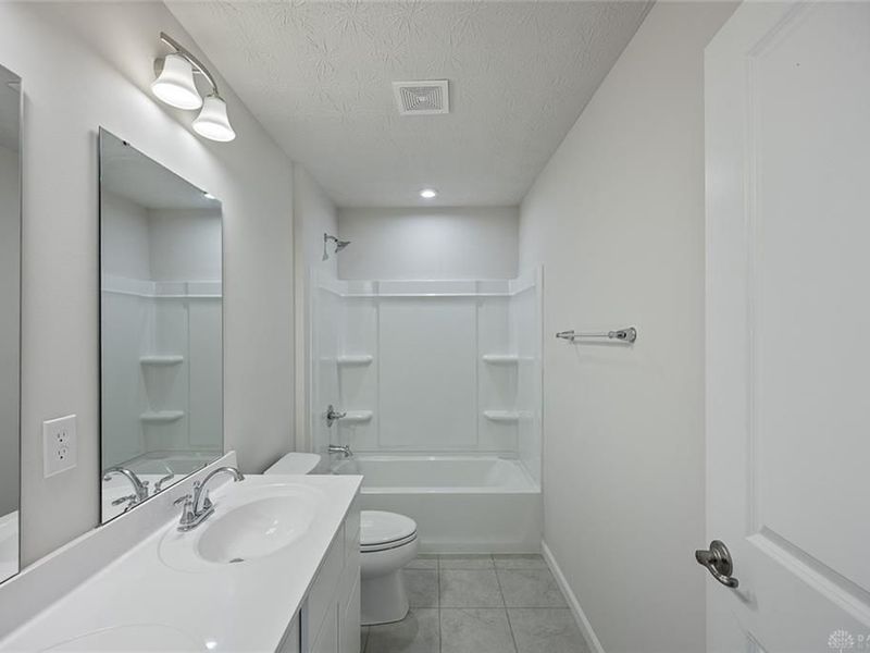 5166 Catalpa Drive, Tipp City, OH 45371 Photo 44