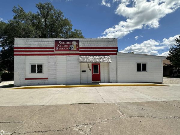 1000 Summer Street, Burlington, IA 52601