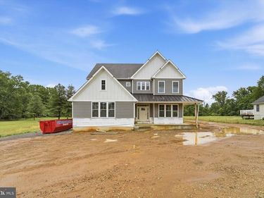 324 BISHOP HOLLOW ROAD, NEWTOWN SQUARE, PA 19073