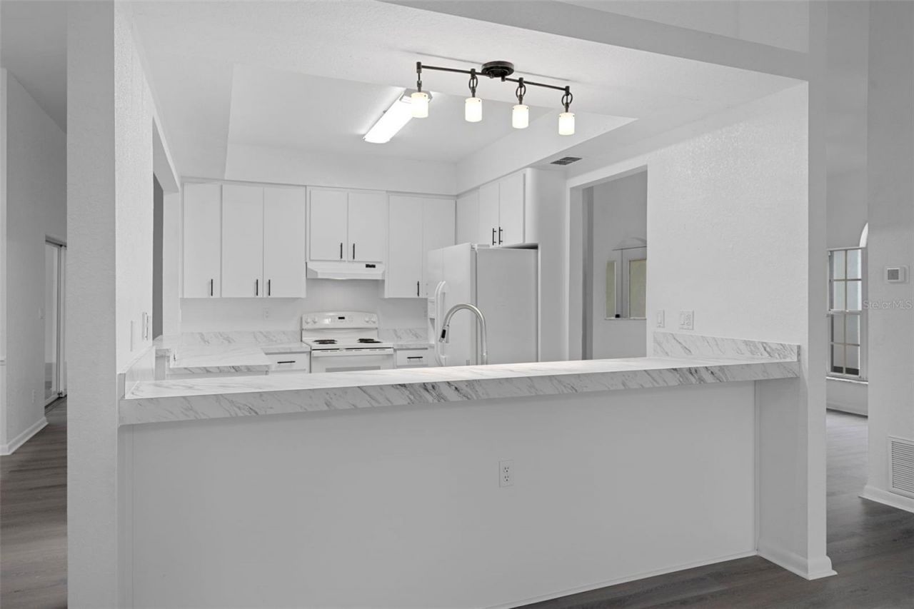 201 Oak Lake Drive, Spring Hill, FL 34608 Photo