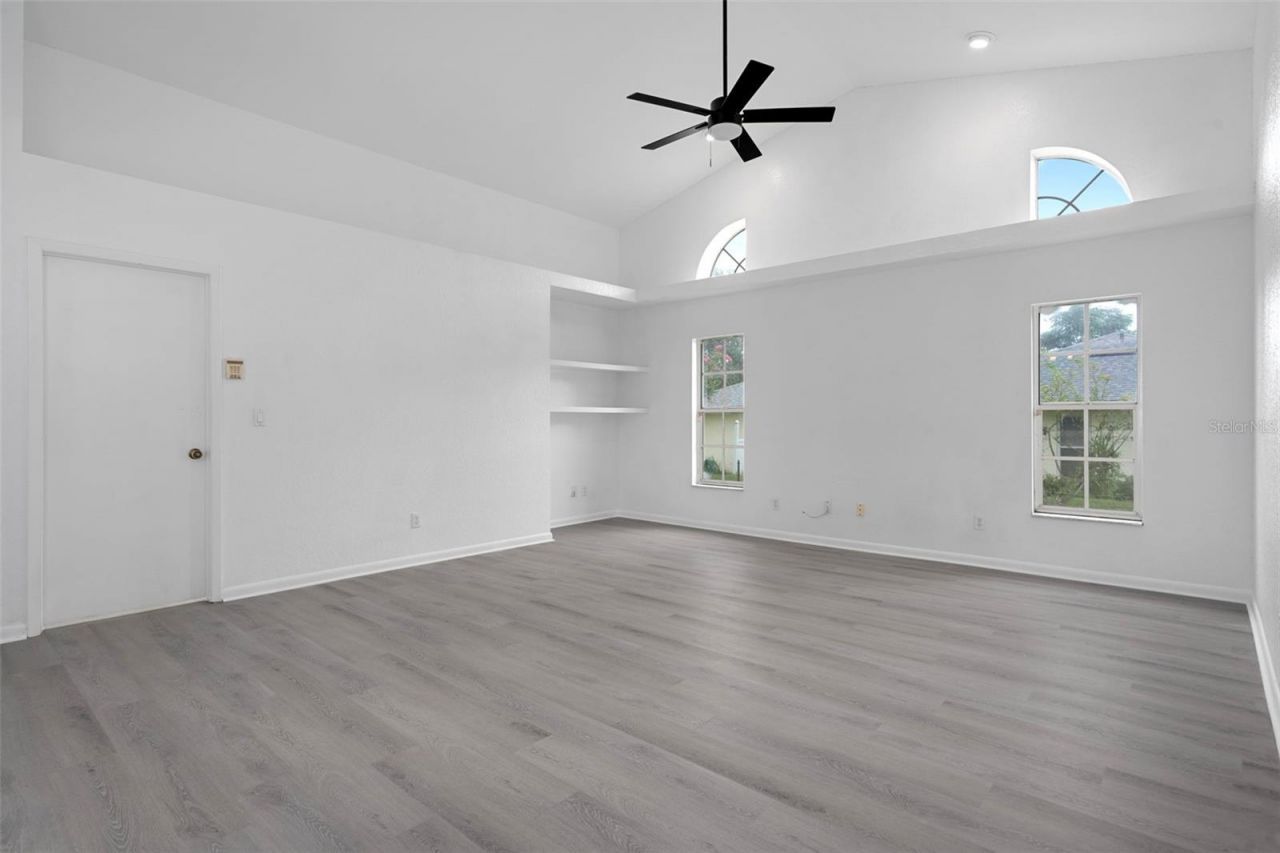 201 Oak Lake Drive, Spring Hill, FL 34608 Photo