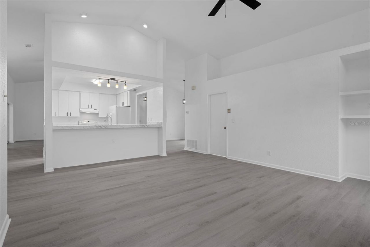 201 Oak Lake Drive, Spring Hill, FL 34608 Photo