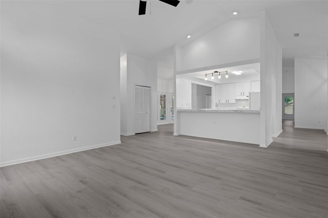 201 Oak Lake Drive, Spring Hill, FL 34608 Photo