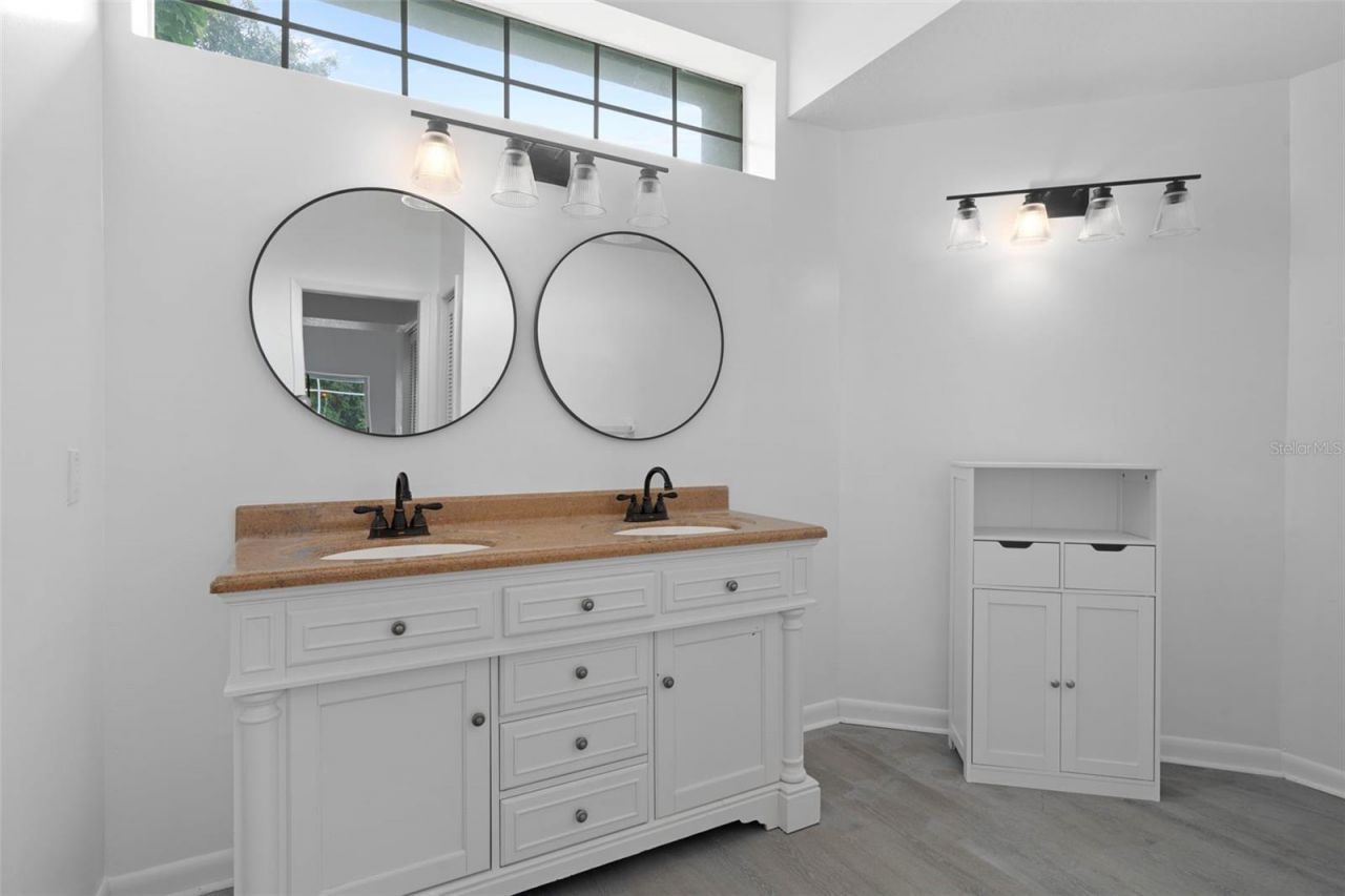 201 Oak Lake Drive, Spring Hill, FL 34608 Photo