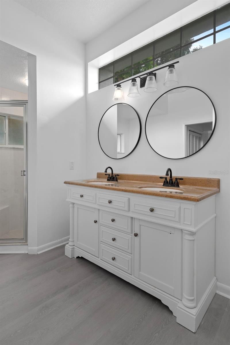 201 Oak Lake Drive, Spring Hill, FL 34608 Photo