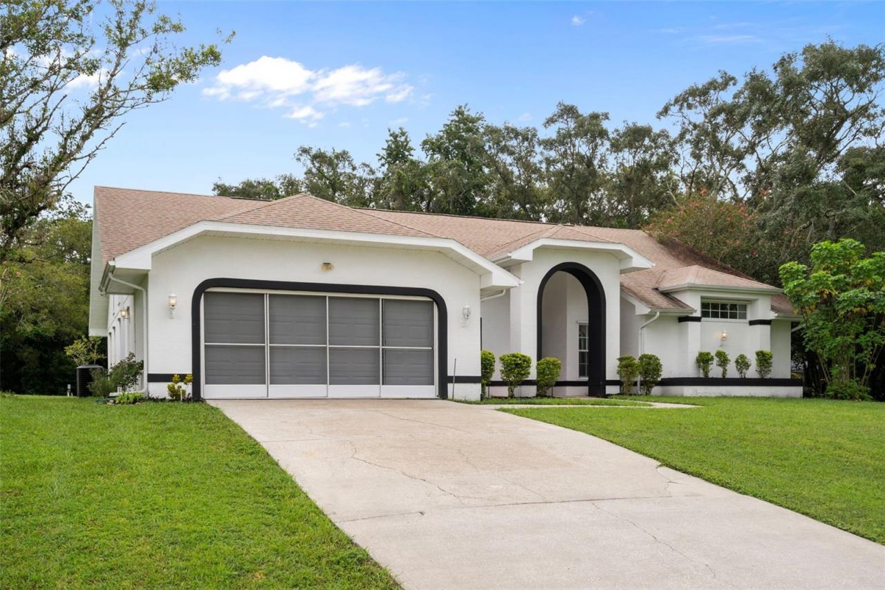 201 Oak Lake Drive, Spring Hill, FL 34608 Photo