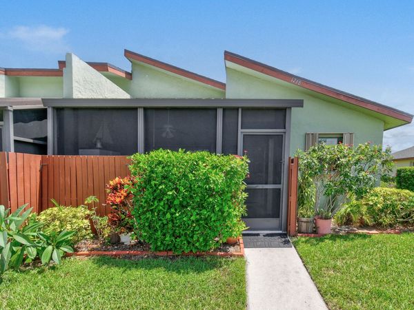 1738 W Royal Tern Lane, Unit 4, Fort Pierce, FL 34982
