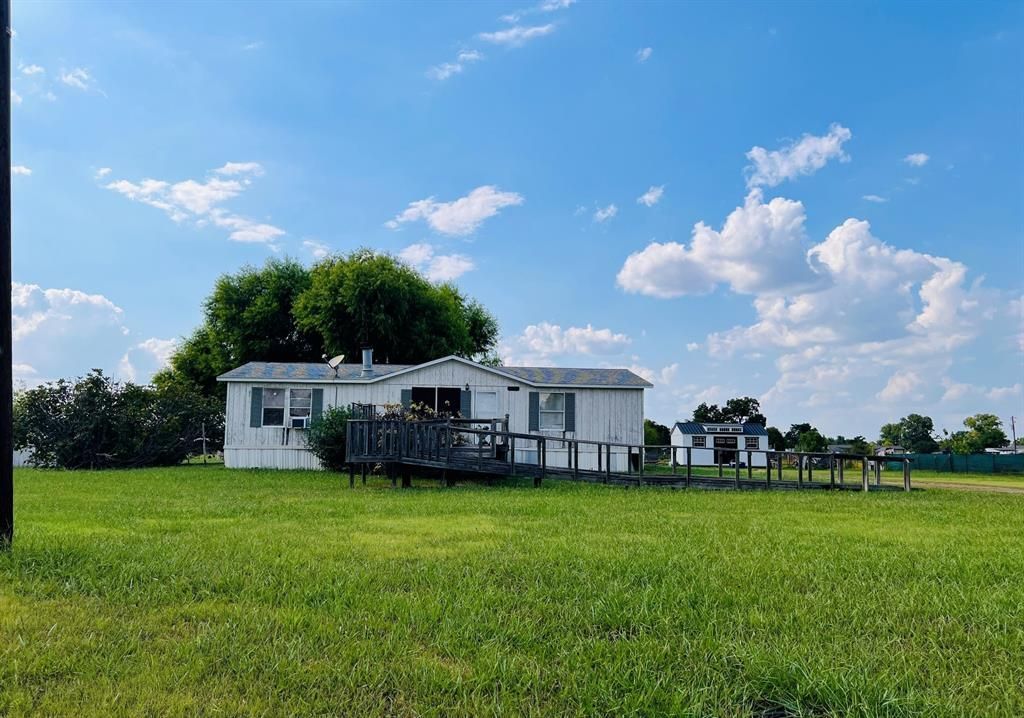 1665 Smith Circle, Combine, TX 75159 Main Photo