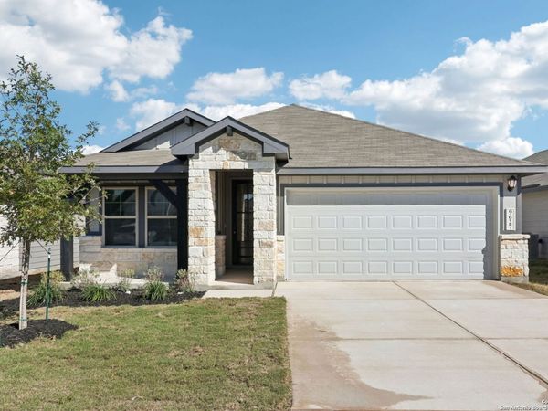 9627 Grand Via Blvd, Converse, TX 78109
