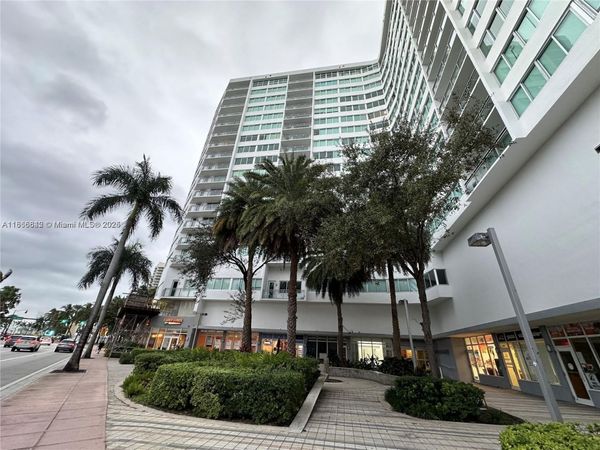 7135 Collins Ave, Unit 1523, Miami Beach, FL 33141