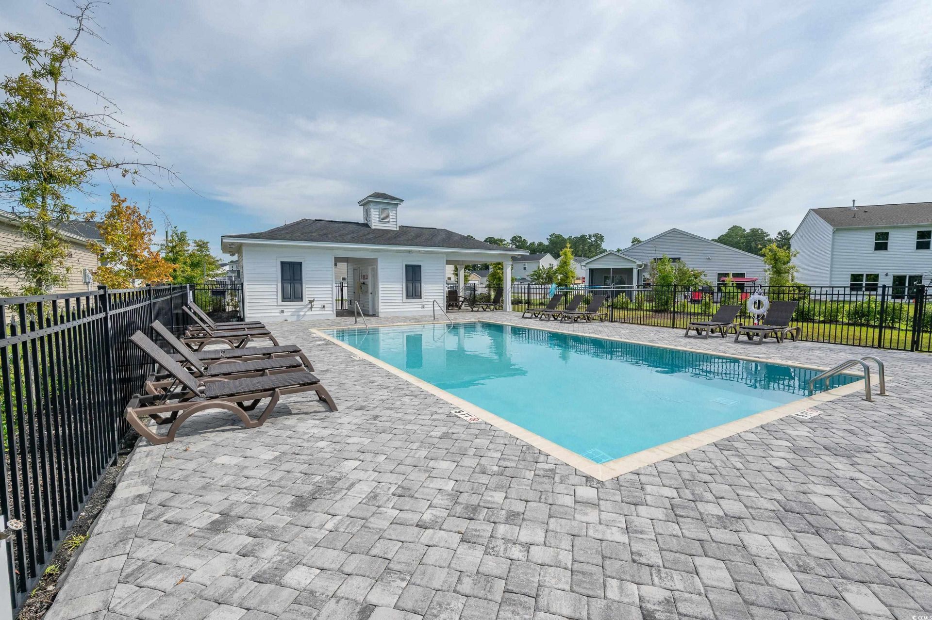 220 Averyville Dr. Photo 37