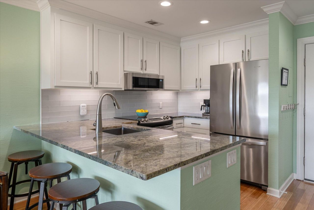 2138 Landfall Way Photo 10