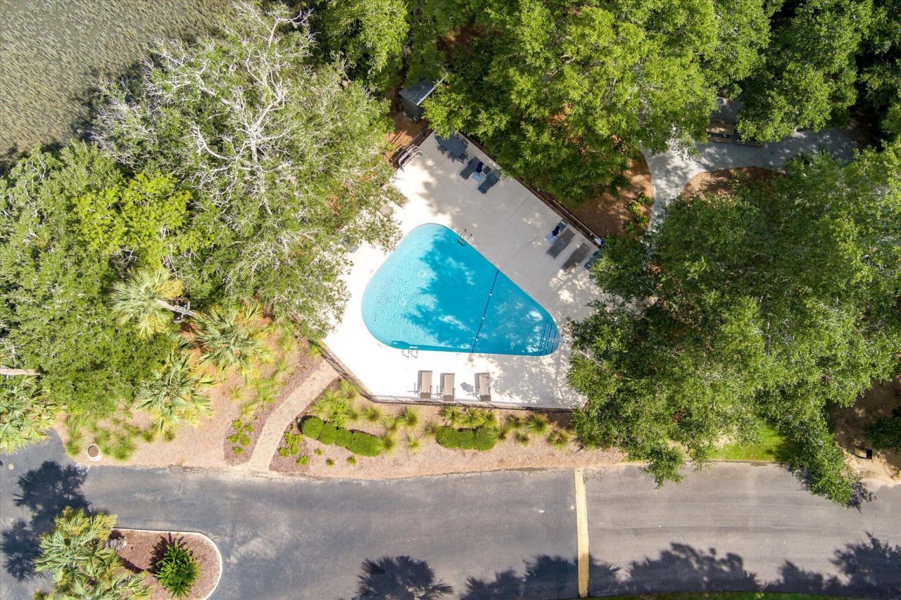 2138 Landfall Way Photo 36