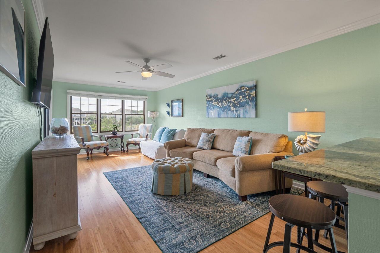 2138 Landfall Way Photo 7