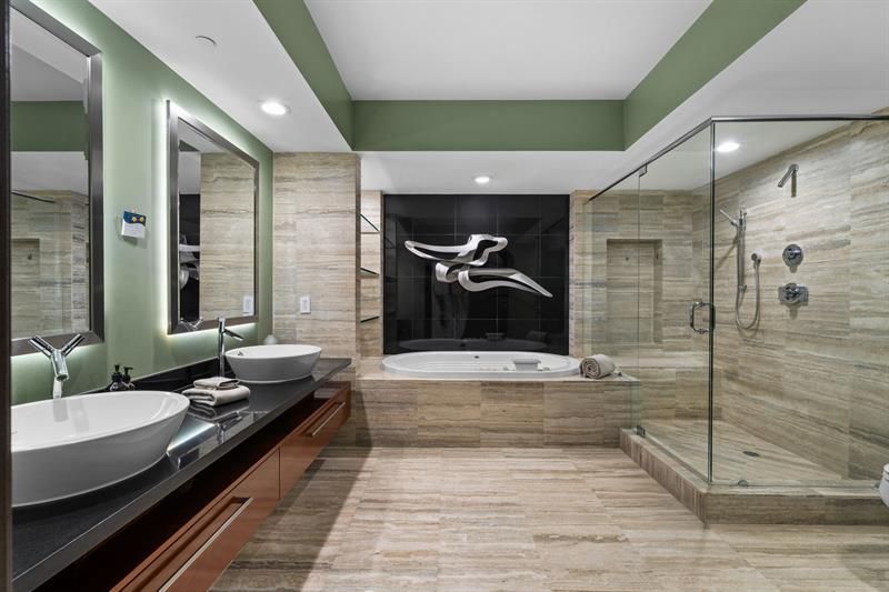 101 S Fort Lauderdale Beach Boulevard, Unit 1806, Fort Lauderdale, FL 33316 Photo