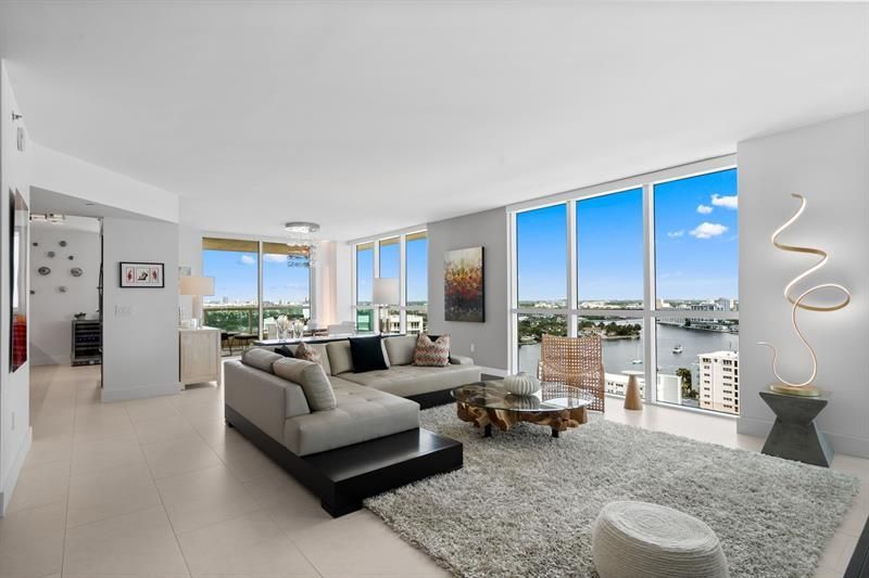 101 S Fort Lauderdale Beach Boulevard, Unit 1806, Fort Lauderdale, FL 33316 Photo