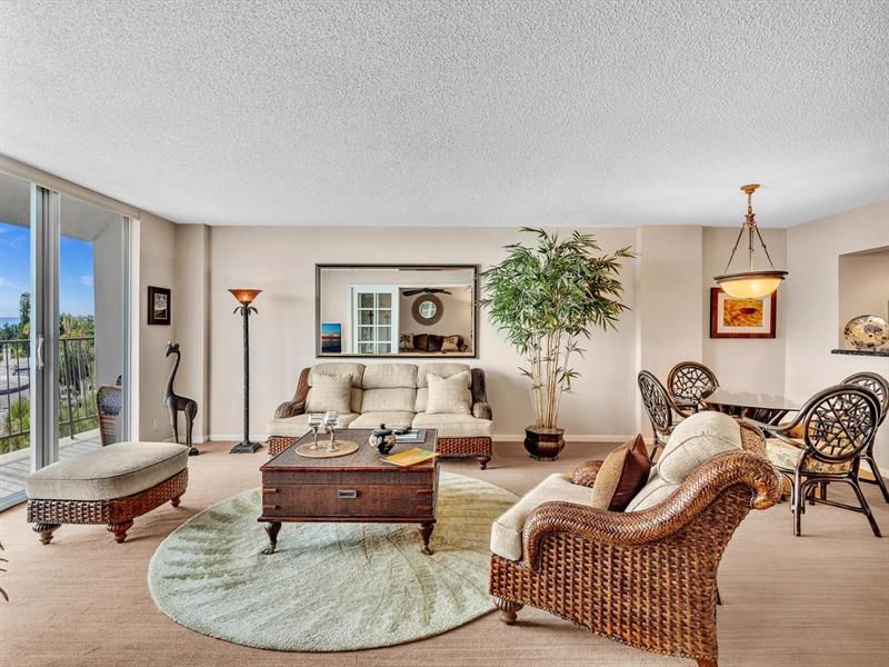 1147 Hillsboro Mile, Unit 802, Hillsboro Beach, FL 33062 Photo