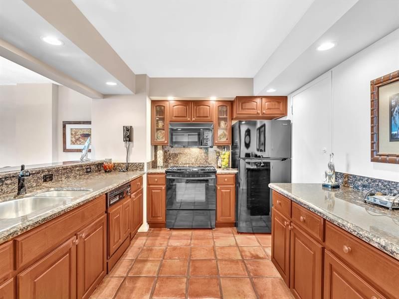 1147 Hillsboro Mile, Unit 802, Hillsboro Beach, FL 33062 Photo