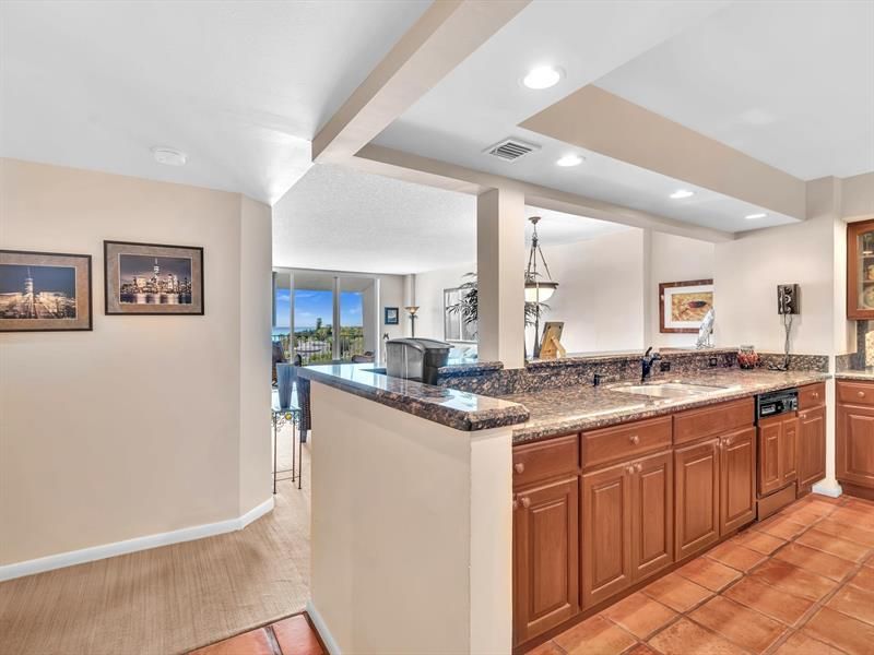 1147 Hillsboro Mile, Unit 802, Hillsboro Beach, FL 33062 Photo