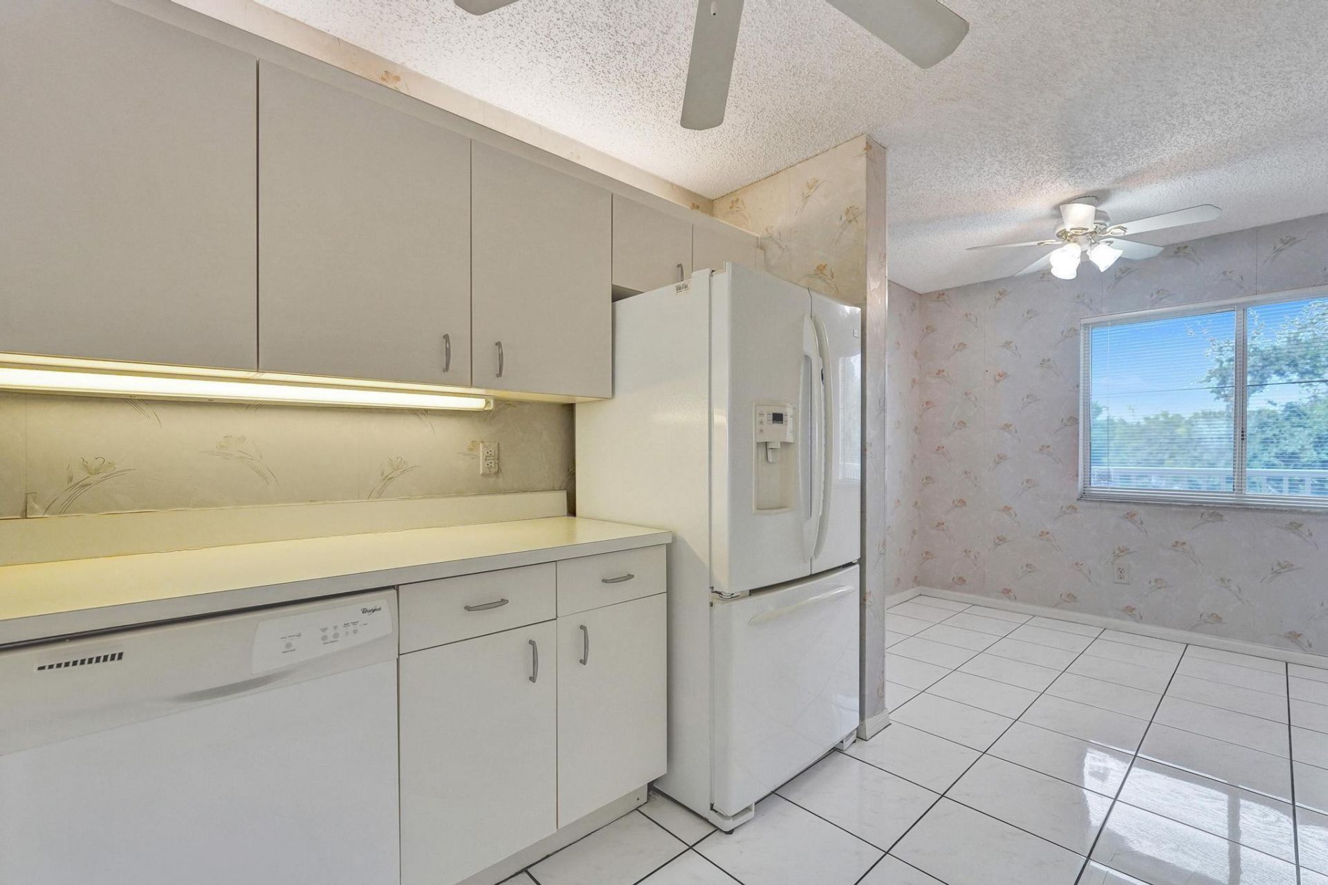 9587 Weldon Circle, Unit B312, Fort Lauderdale, FL 33321 Photo