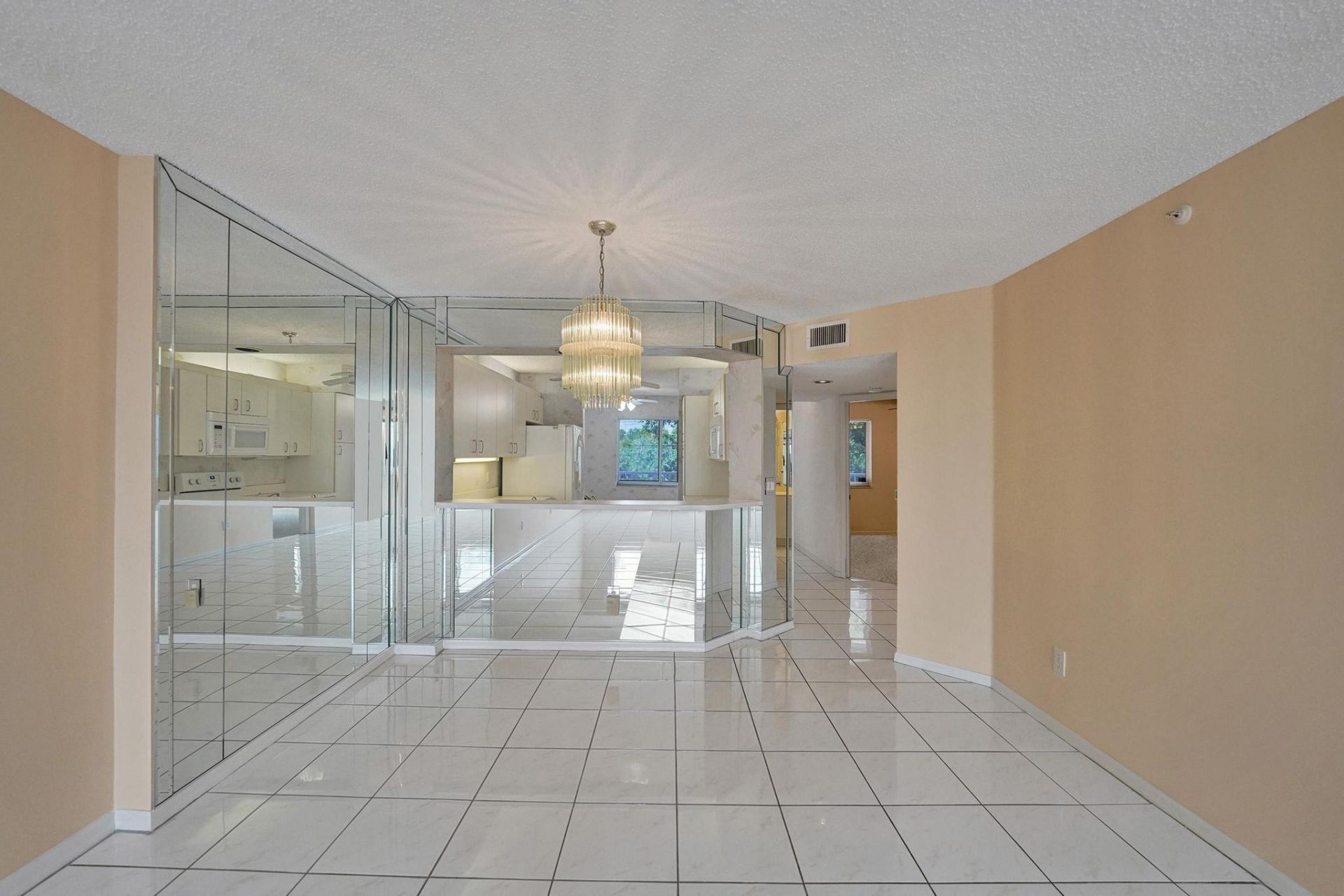 9587 Weldon Circle, Unit B312, Fort Lauderdale, FL 33321 Photo