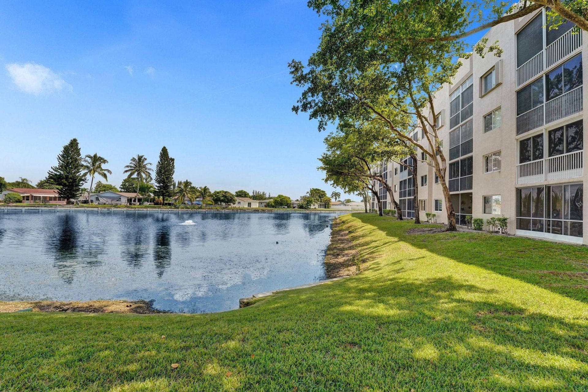 9587 Weldon Circle, Unit B312, Fort Lauderdale, FL 33321 Photo