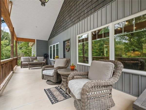 10866 Hodge Lane, Gravette, AR 72736