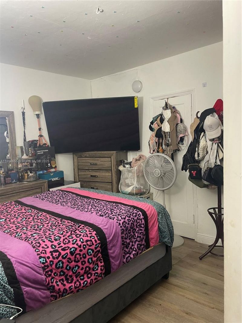 404 NW 23rd Ct, Miami, FL 33125 Photo