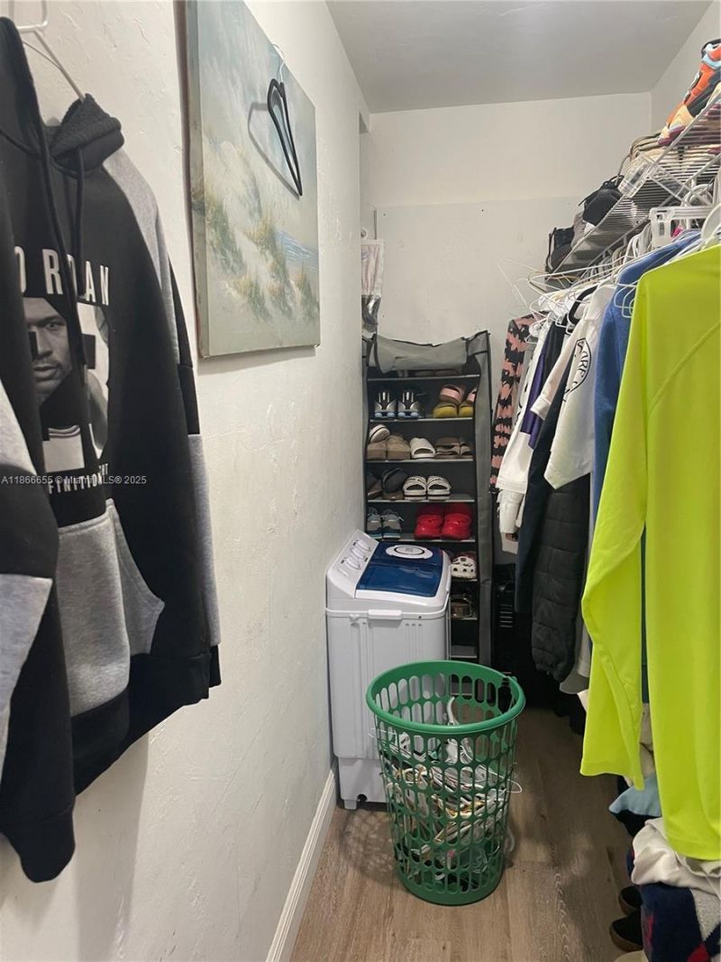 404 NW 23rd Ct, Miami, FL 33125 Photo