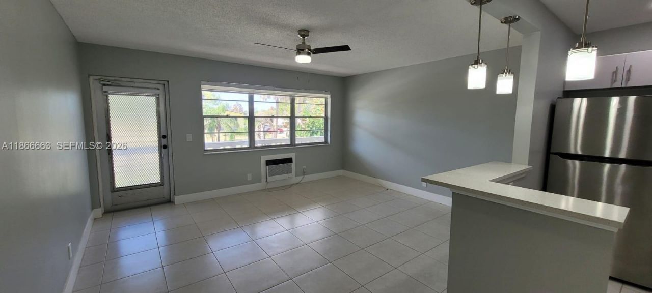 202 Canterbury I, Unit 202, West Palm Beach, FL 33417 Main Photo