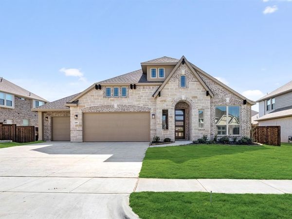 2411 Hagen Drive, Mansfield, TX 76084