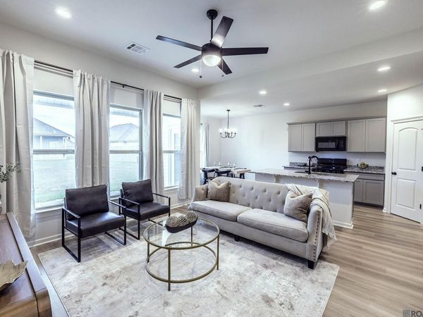 132 Headland Drive, Thibodaux, LA 70301