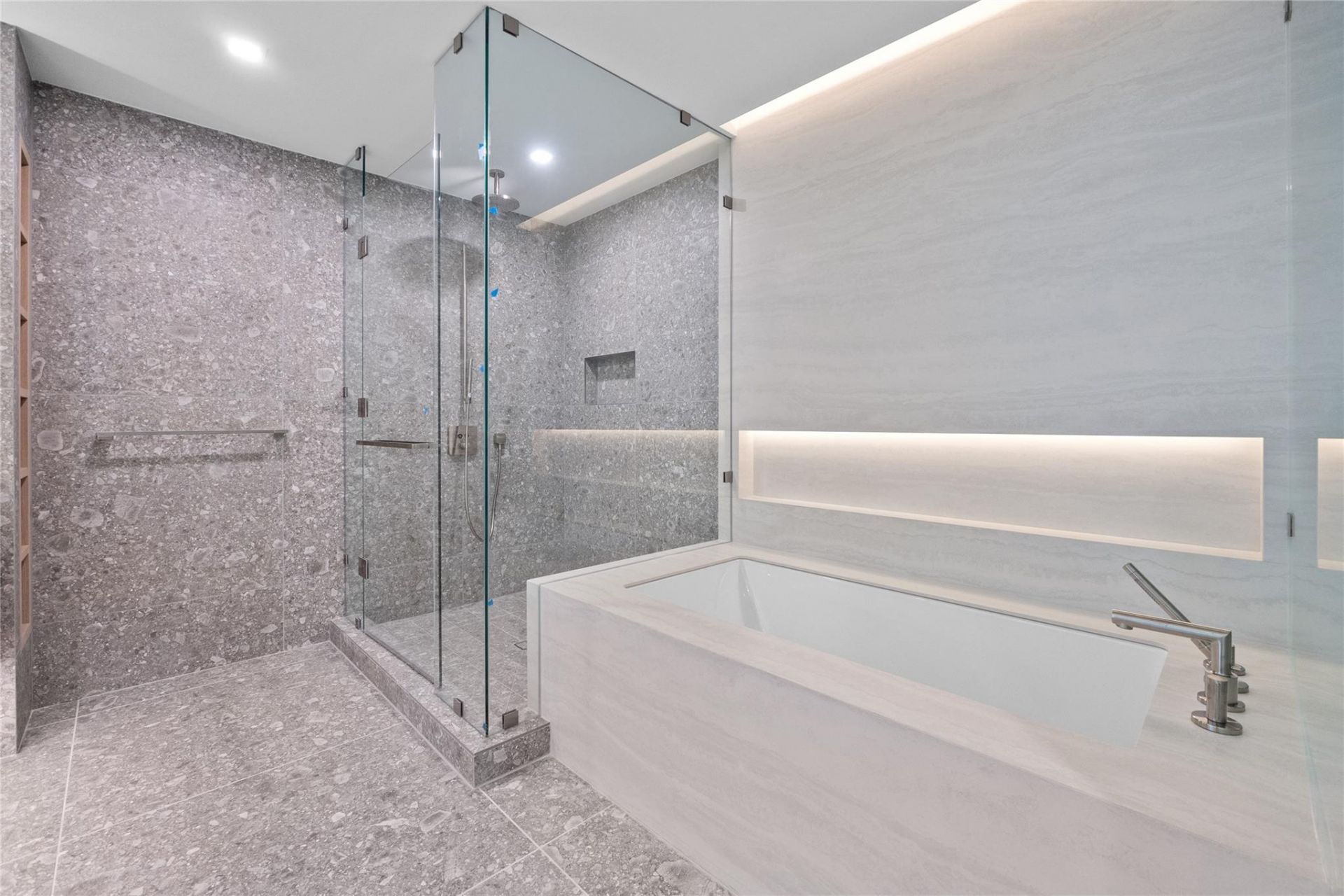 900 N Ocean Boulevard, Unit 702, Pompano Beach, FL 33062 Photo