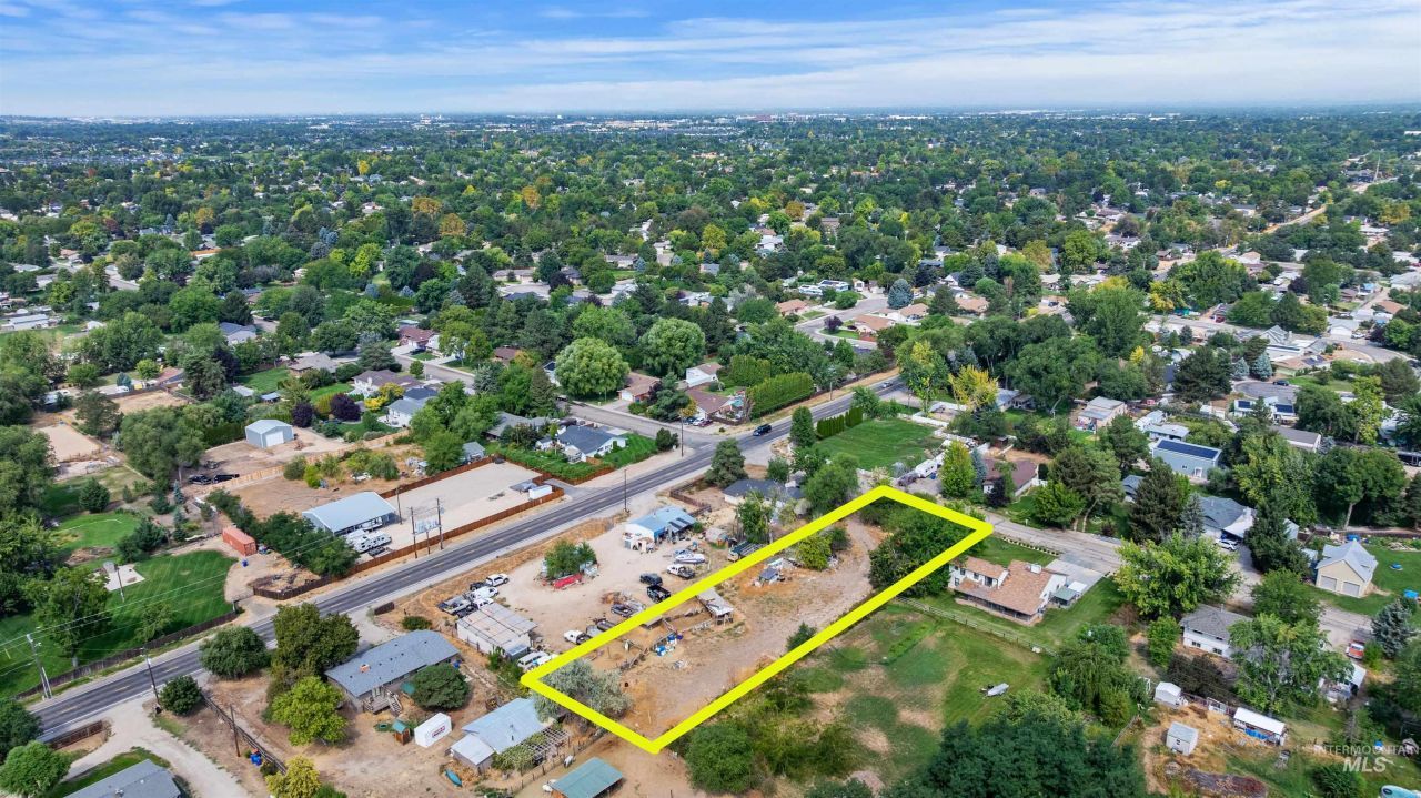 10553 W Reutzel Dr, Boise, ID 83709 Main Photo