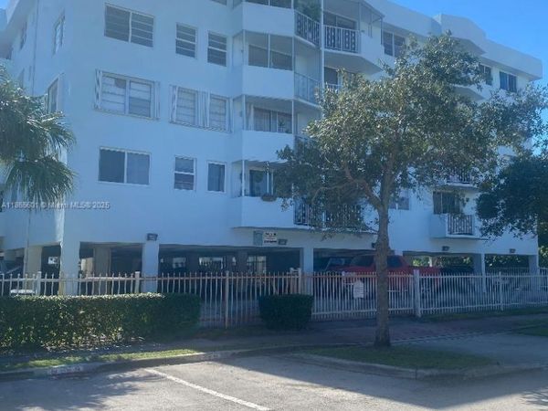 1990 Marseille Dr, Unit 201, Miami Beach, FL 33141
