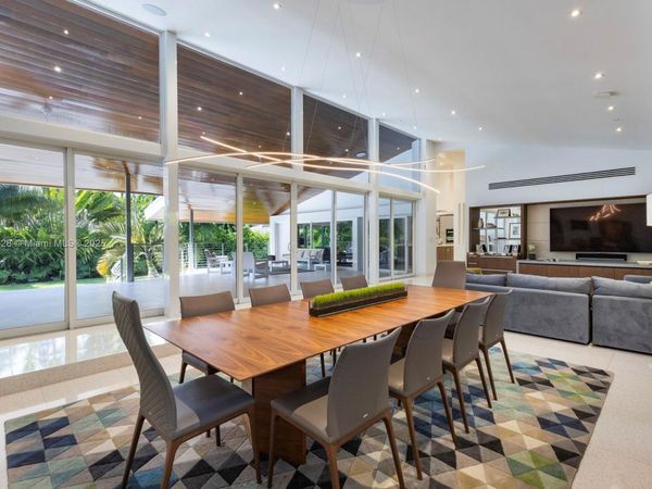 5780 Las Palmas Dr, Coral Gables, FL 33156