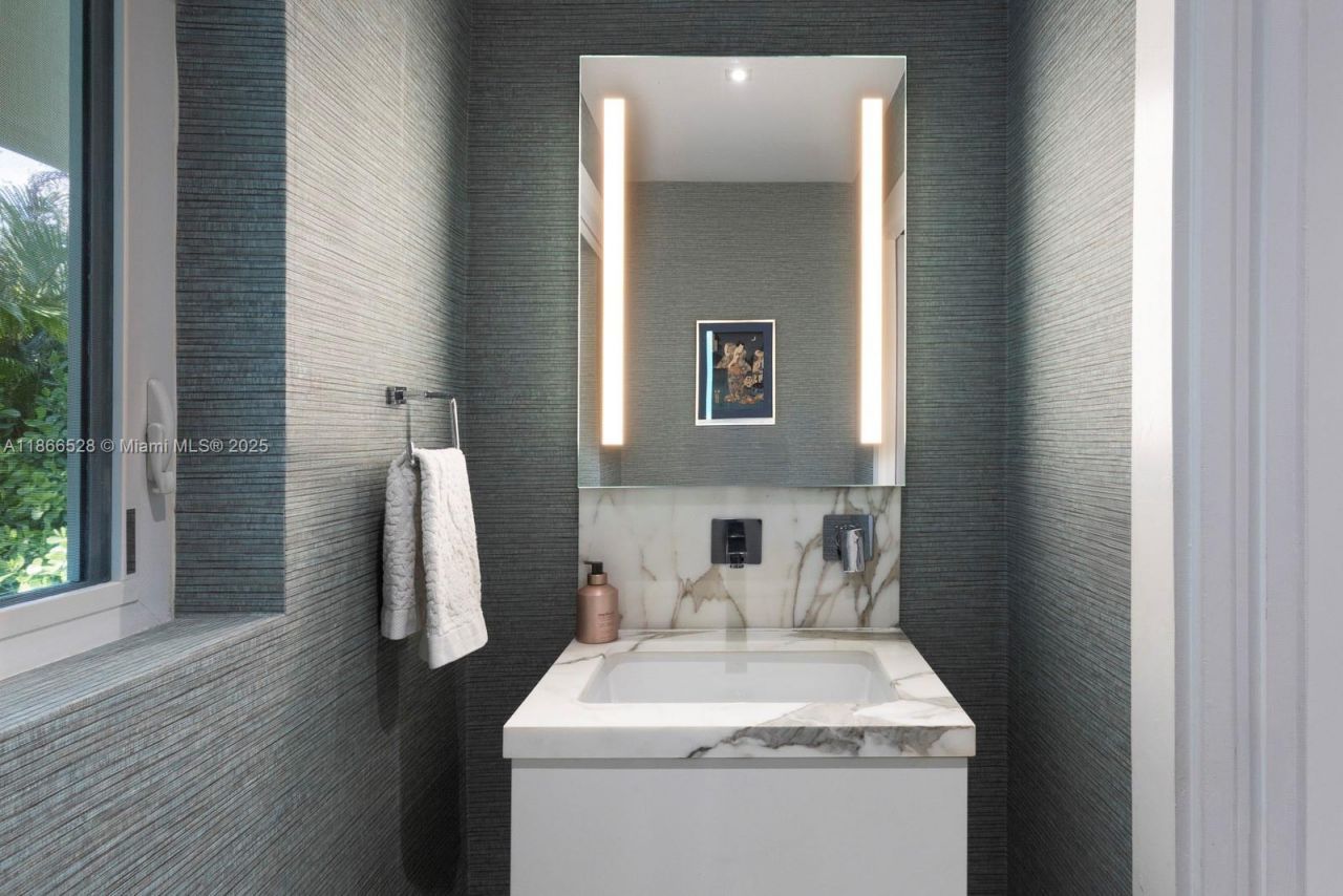 5780 Las Palmas Dr, Coral Gables, FL 33156 Photo