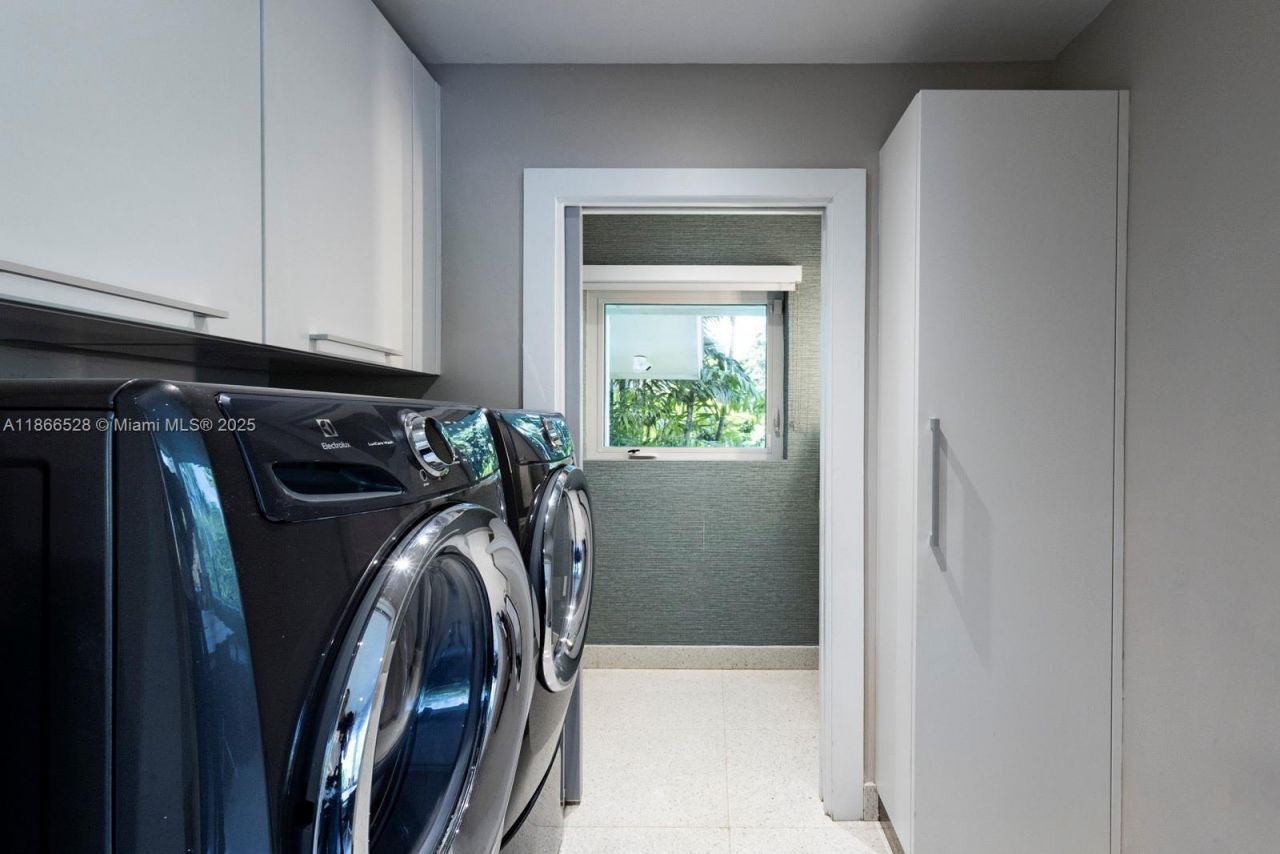 5780 Las Palmas Dr, Coral Gables, FL 33156 Photo