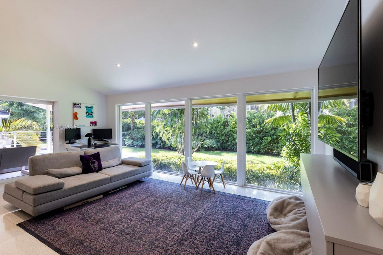5780 Las Palmas Dr, Coral Gables, FL 33156 Photo