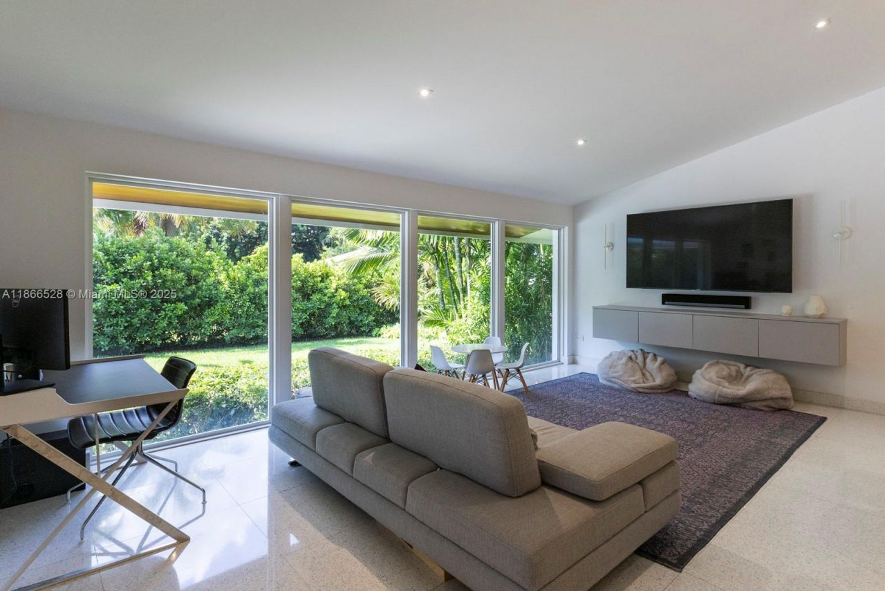 5780 Las Palmas Dr, Coral Gables, FL 33156 Photo