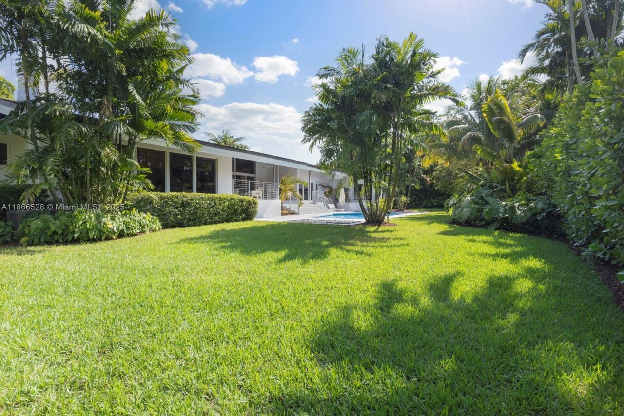 5780 Las Palmas Dr, Coral Gables, FL 33156 Photo