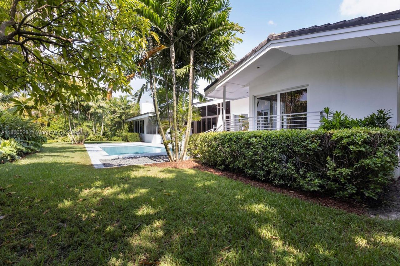 5780 Las Palmas Dr, Coral Gables, FL 33156 Photo