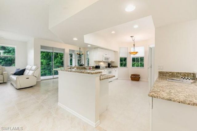 9021 Las Maderas Dr, Unit 202, Bonita Springs, FL 34135 Photo