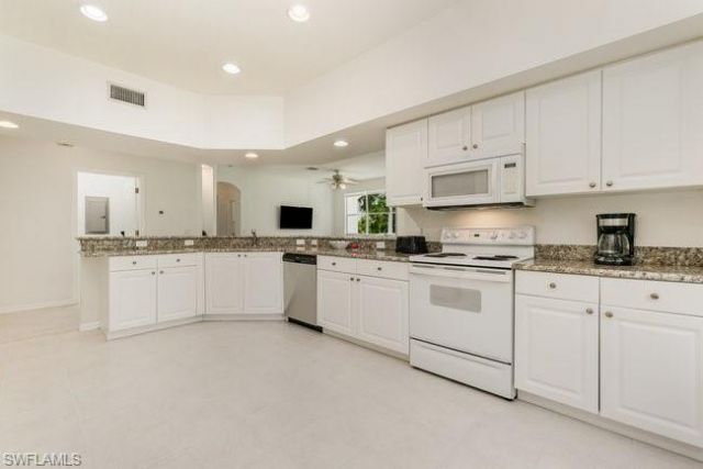 9021 Las Maderas Dr, Unit 202, Bonita Springs, FL 34135 Photo