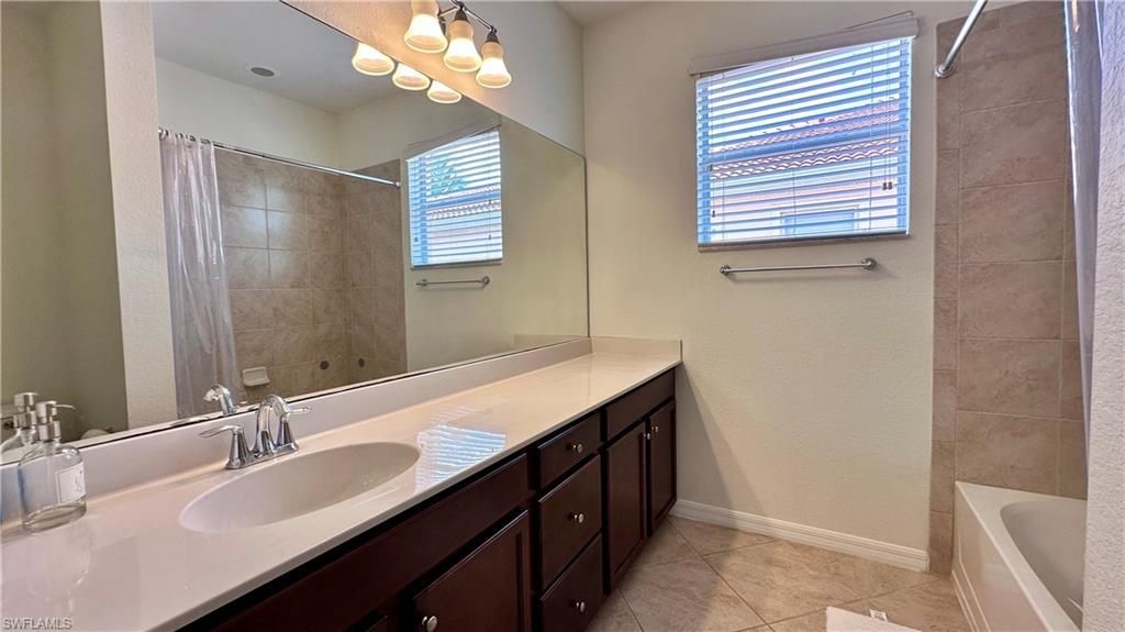 10066 Via Colomba Cir, Fort Myers, FL 33966 Photo