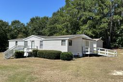 248 Majesty St. photo 4